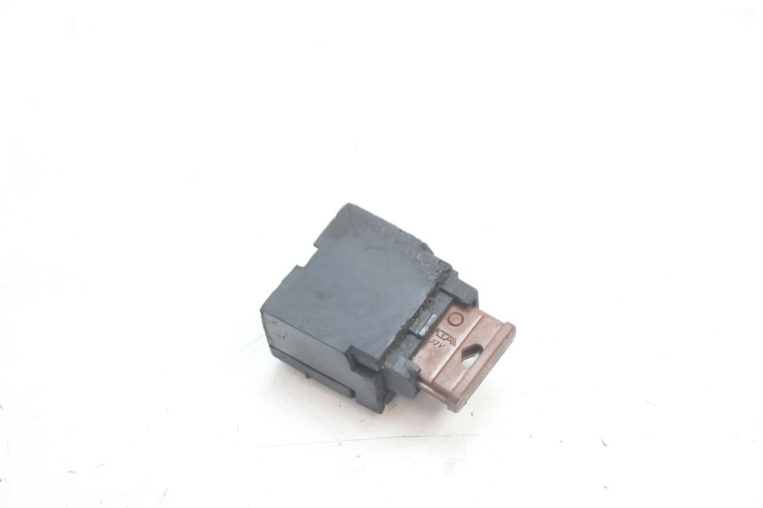 photo de PORTA FUSIBILI PIAGGIO TYPHOON 50 (2000 - 2009) - Zoom sullo stato d'uso