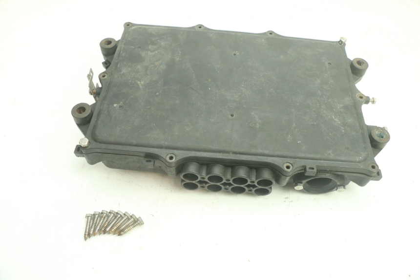 photo de PORTA FUSIBILI YAMAHA WAVE RUNNER GP R 1200 (2000 - 2003) - Zoom sullo stato d'uso