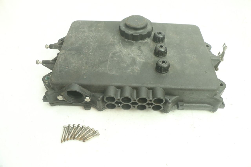photo de PORTA FUSIBILI YAMAHA WAVE RUNNER GP R 1200 (2000 - 2003) - Altra angolazione