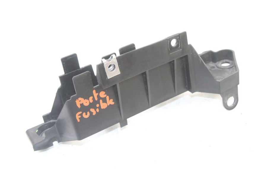 photo de PORTA FUSIBILI YAMAHA TRACER 7 700 (2020 - 2024) - Zoom sullo stato d'uso