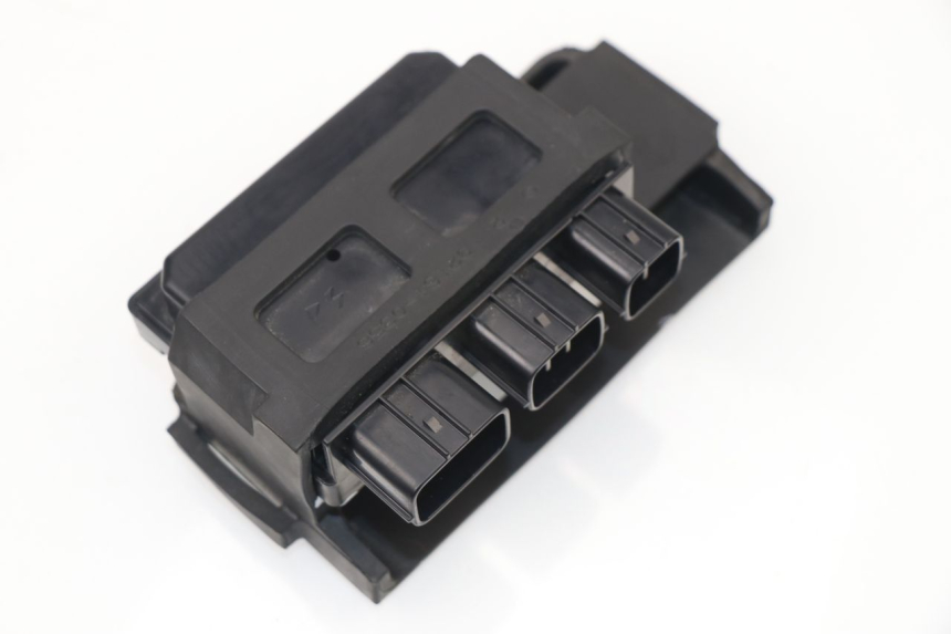 photo de Portafusibile KAWASAKI Z800 Z ABS 800 (2013 - 2017) - Primo piano tecnico