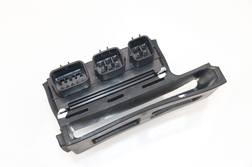 photo de Portafusibile KAWASAKI Z800 Z ABS 800 (2013 - 2017) - Stato della superficie e materiale