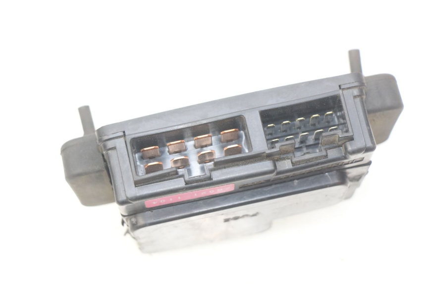 photo de PORTAFUSIBILE KAWASAKI ZR7 ZR-7 S 750 (1999 - 2004) - Altra angolazione