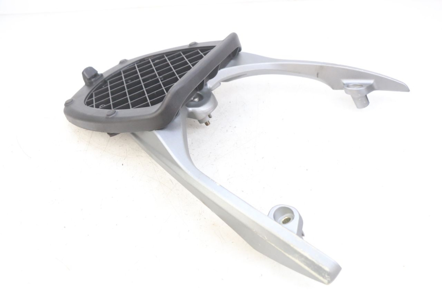 photo de PORTE PACCHETTO KYMCO AGILITY 16+ 4T 50 (2018 - 2023) - Dettaglio del componente