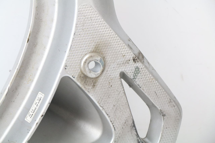 photo de Portapacchi HONDA FES PANTHEON 125 (2003 - 2007) - Caratteristiche distintive