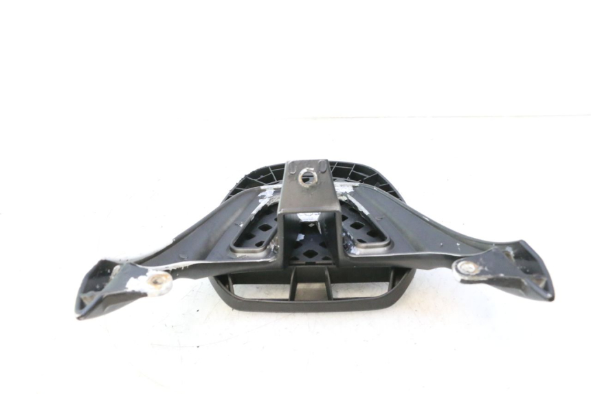 photo de PORTAPACCHI SYM FIDDLE 3 III 50 (2014 - 2020) - Stato della superficie e materiale