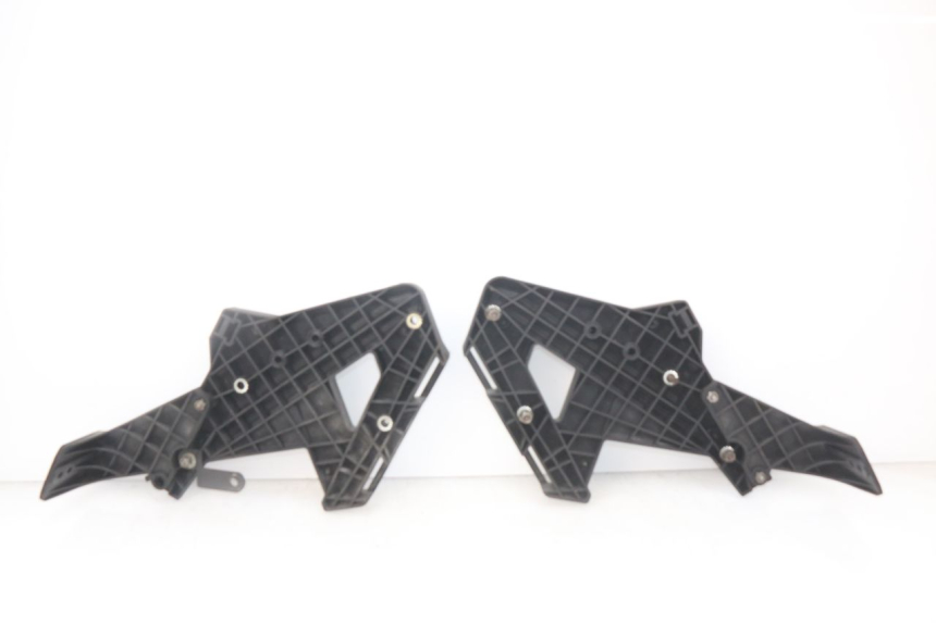 photo de PORTE PACCHETTO YAMAHA FJ 3CX 1200 (1986 - 1996) - Altra angolazione