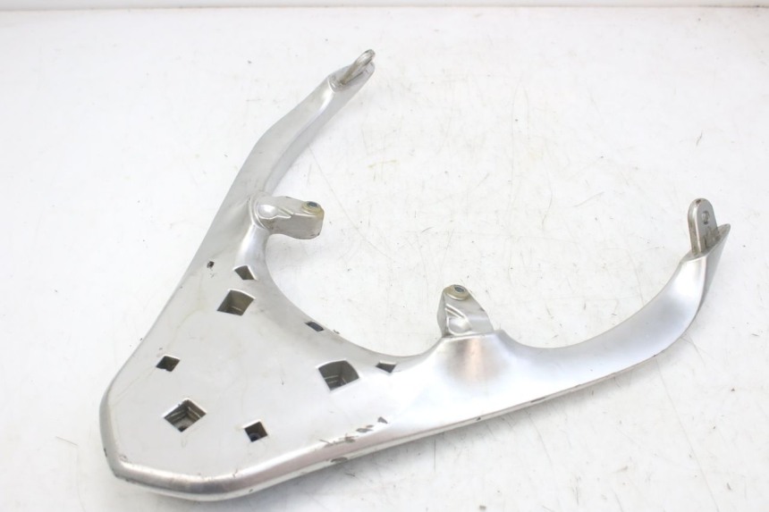 photo de PORTE PACCHETTO PIAGGIO FLY 4T 50 (2013 - 2017) - Primo piano tecnico