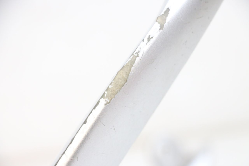 photo de PORTE PACCHETTO PIAGGIO FLY 4T 50 (2013 - 2017) - Zoom sullo stato d'uso