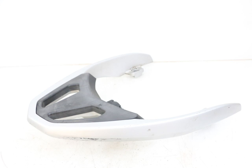 photo de PORTAPACCHI PEUGEOT GEOPOLIS RS 125 (2007 - 2009) - Primo piano tecnico