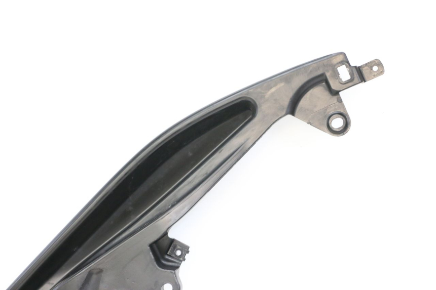 photo de Portapacchi HONDA PCX (JF57/JF64) 125 (2014 - 2018) - Dettagli dei punti di fissaggio