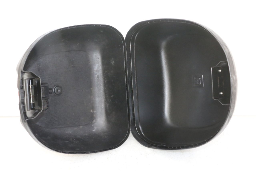 photo de PORTE PACCHETTO HONDA SCV LEAD 100 (2003 - 2007) - Zoom sullo stato d'uso