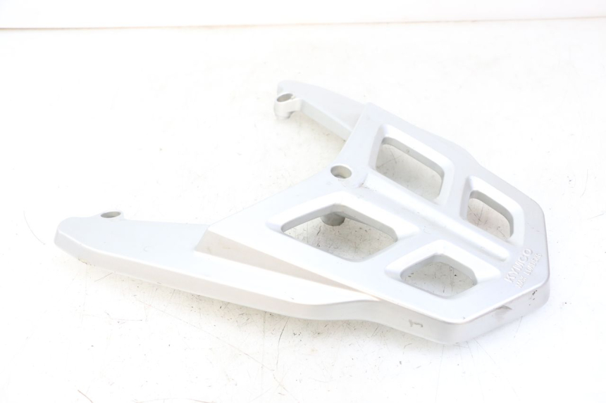 photo de PORTAPACCHI KYMCO PEOPLE S 125 (2000 - 2008) - Primo piano tecnico