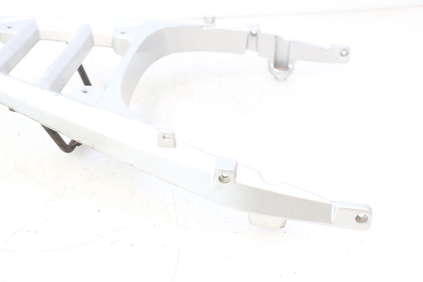 photo de PORTE PACCHETTO KYMCO LIKE 125 (2009 - 2016) - Ricambio usato controllato