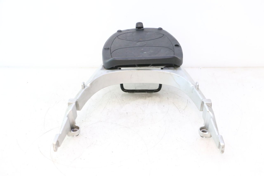 photo de PORTE PACCHETTO KYMCO LIKE 125 (2009 - 2016) - Caratteristiche distintive