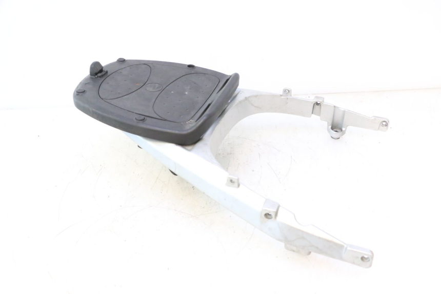photo de PORTE PACCHETTO KYMCO LIKE 125 (2009 - 2016) - Ricambio usato controllato