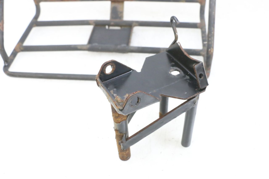 photo de PORTAPACCHI PEUGEOT LUDIX 50 (2008 - 2017) - Dettagli dei punti di fissaggio