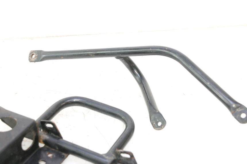 photo de PORTE PACCHETTO PEUGEOT LUDIX 50 (2005 - 2007) - Zoom sullo stato d'uso