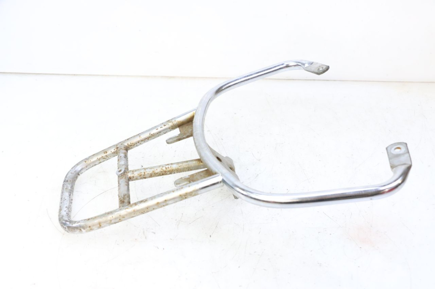 photo de PORTAPACCHI PIAGGIO LXV 4T 50 (2009 - 2013) - Dettagli dei punti di fissaggio