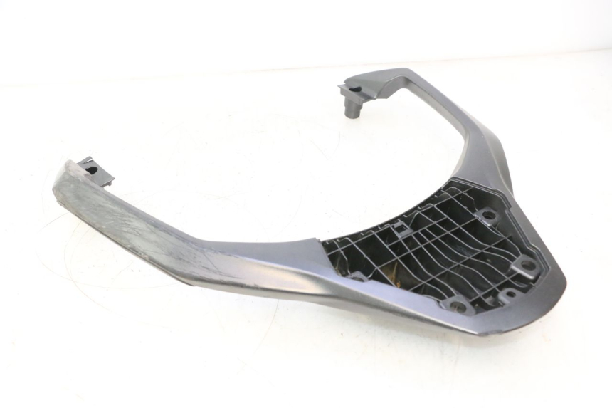 photo de PORTAPACCHI PIAGGIO MP3 HPE 530 (2022 - 2026) - Caratteristiche distintive