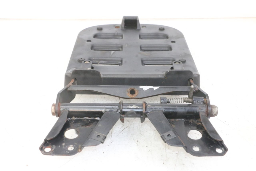 photo de PORTAPACCHI PIAGGIO MP3 LT 300 (2010 - 2016) - Stato della superficie e materiale