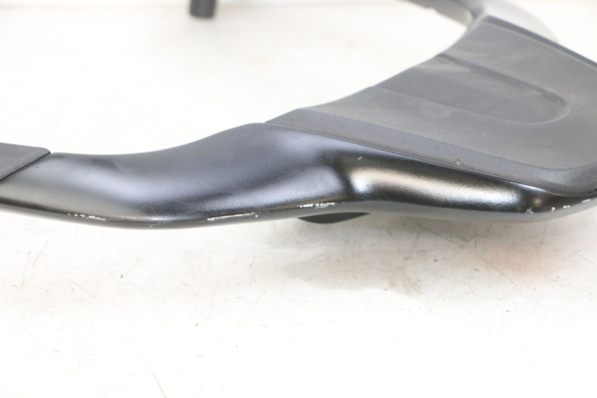 photo de PORTAPACCHI PIAGGIO MP3 500 (2016 - 2018) - Stato della superficie e materiale