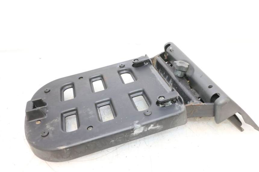 photo de PORTAPACCHI PIAGGIO MP3 125 (2006 - 2014) - Ricambio usato controllato