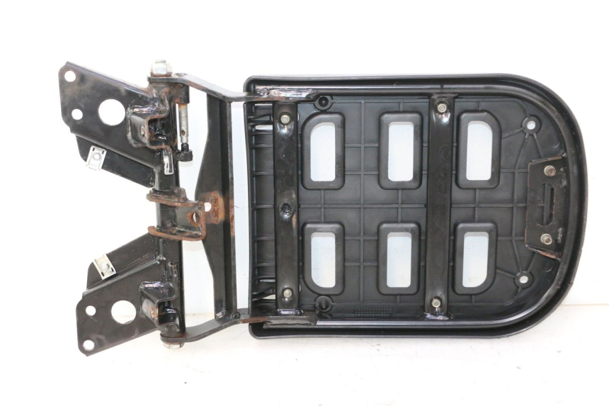 photo de PORTAPACCHI PIAGGIO MP3 125 (2006 - 2014) - Altra angolazione