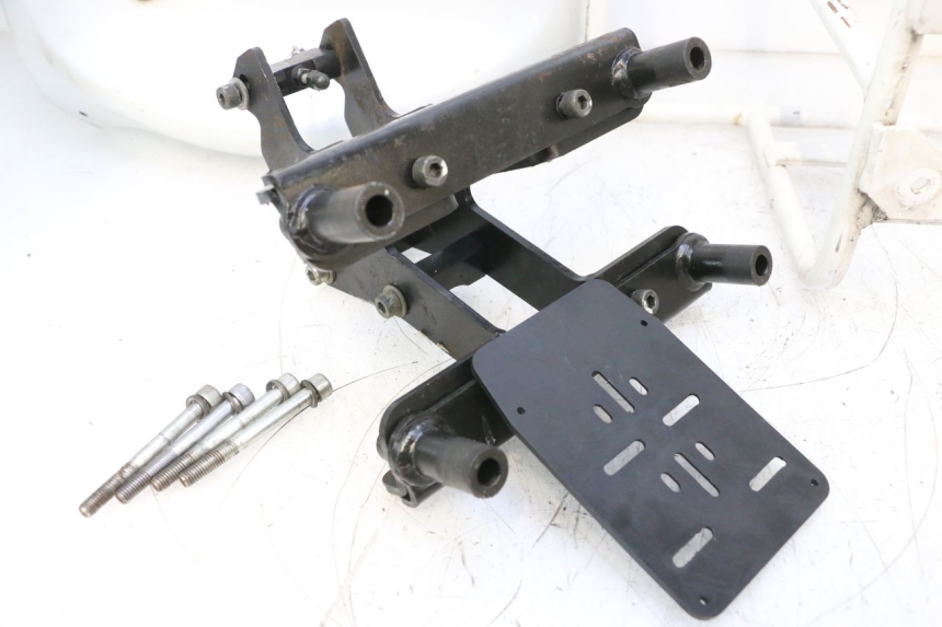 photo de PORTAPACCHI YAMAHA NEOS NEO'S 4T 50 (2008 - 2016) - Dettaglio del componente