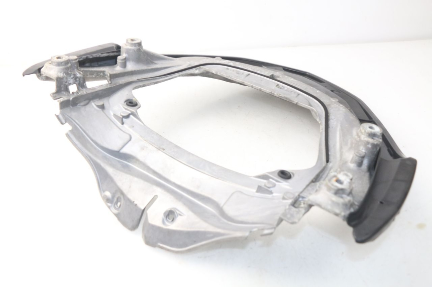 photo de PORTAPACCHI HONDA NSS EX FORZA 250 (2005 - 2013) - Dettagli dei punti di fissaggio