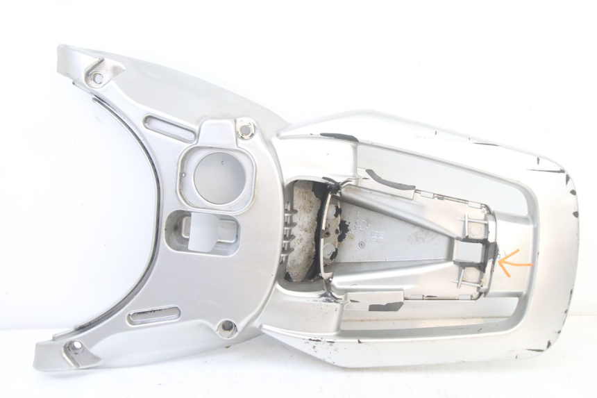 photo de PORTE PACCHETTO PIAGGIO VESPA GRANTURISMO 125 (2003 - 2007) - Dettaglio del componente