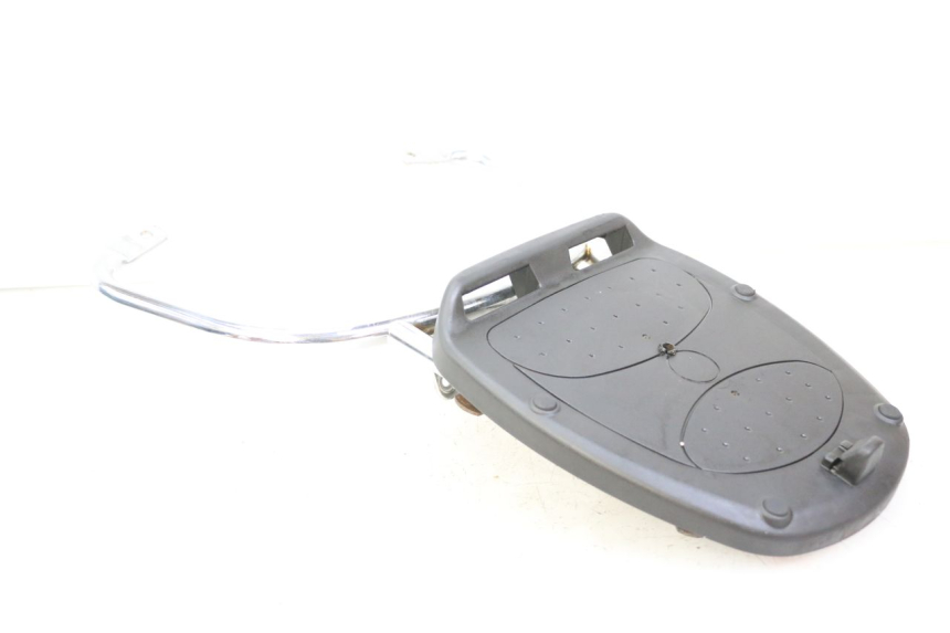 photo de PORTAPACCHI PIAGGIO VESPA LX 2T 50 (2005 - 2013) - Primo piano ad alta risoluzione