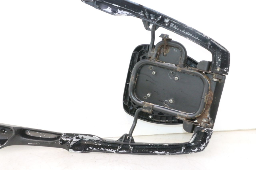 photo de PORTAPACCHI PEUGEOT SATELIS 125 (2006 - 2009) - Angolazione alternativa