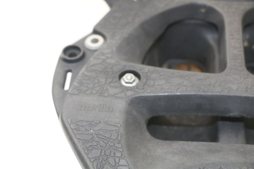 photo de Portapacchi APRILIA SCARABEO GT 125 (1999 - 2007) - Zoom sullo stato d'uso