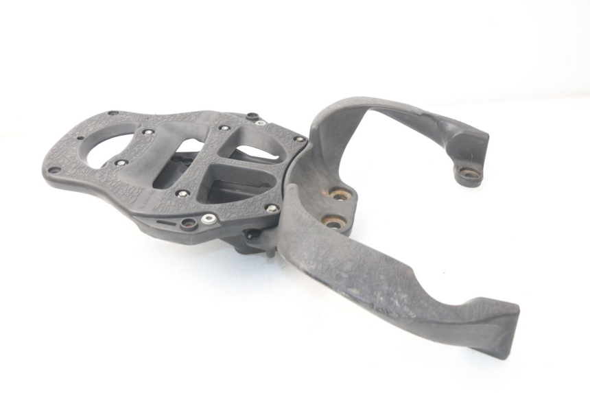 photo de Portapacchi APRILIA SCARABEO GT 125 (1999 - 2007) - Primo piano tecnico