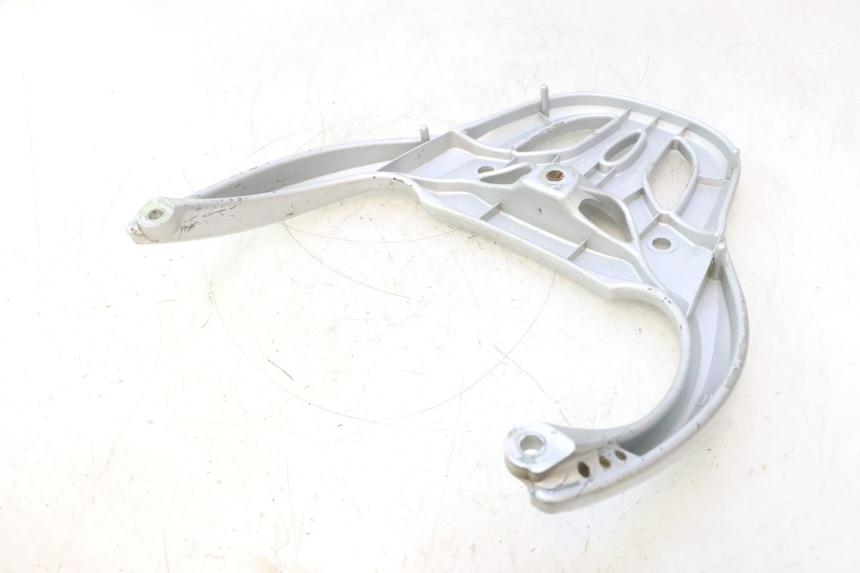 photo de PORTAPACCHI HONDA SH 125 (2001 - 2003) - Dettagli dei punti di fissaggio