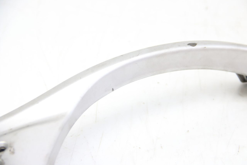 photo de PORTE PACCHETTO SUZUKI SIXTEEN 125 (2008 - 2010) - Stato della superficie e materiale