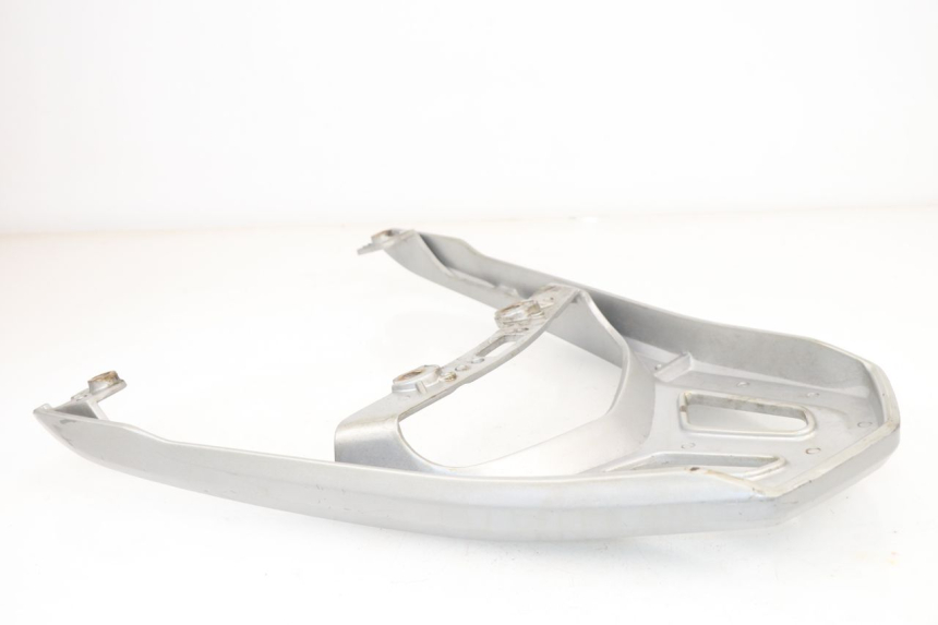 photo de PORTAPACCHI PEUGEOT SUM UP 125 (2008 - 2013) - Dettaglio del componente