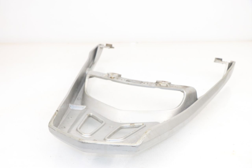 photo de PORTAPACCHI PEUGEOT SUM UP 125 (2008 - 2013) - Zoom sullo stato d'uso