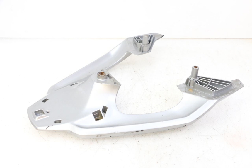 photo de PORTE PACCHETTO APRILIA SXR 50 (2021 - 2023) - Dettaglio del componente