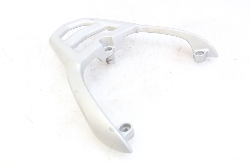 photo de PORTAPACCHI PEUGEOT TWEET 4T 50 (2010 - 2014) - Zoom sullo stato d'uso