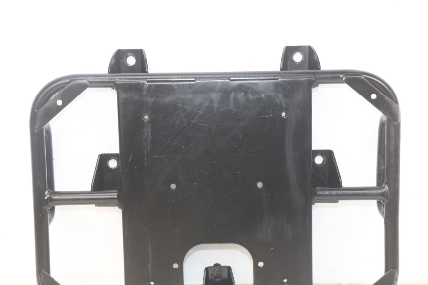 photo de PORTE PACCHETTO PEUGEOT TWEET 4T 50 (2018 - 2022) - Dettagli dei punti di fissaggio