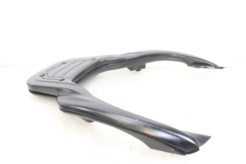 photo de PORTE PACCHETTO PIAGGIO X10 125 (2012 - 2017) - Altra angolazione