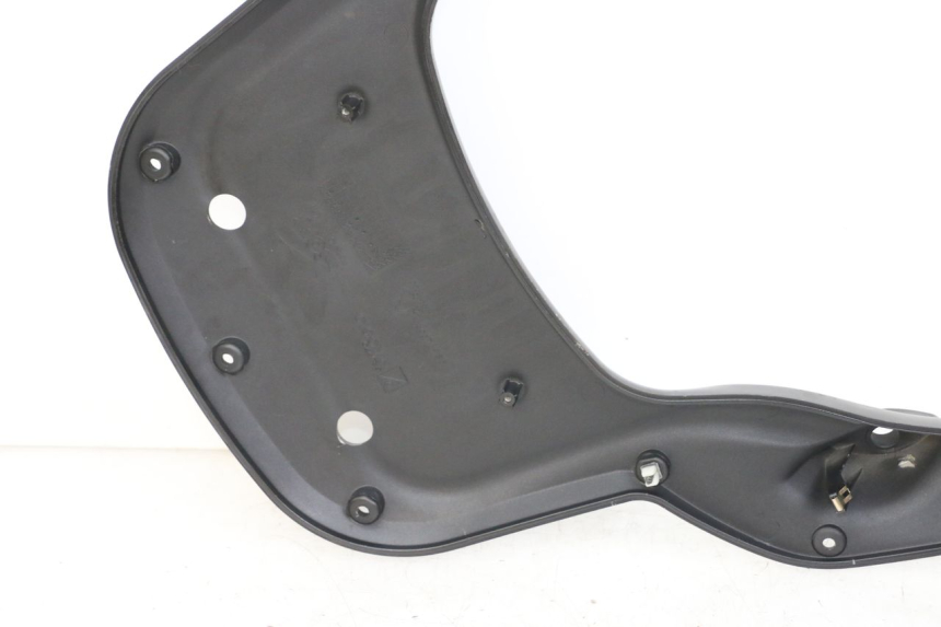 photo de PORTE PACCHETTO PIAGGIO X10 125 (2012 - 2017) - Ricambio usato controllato