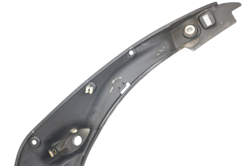 photo de PORTE PACCHETTO PIAGGIO X10 125 (2012 - 2017) - Marcature e riferimenti originali