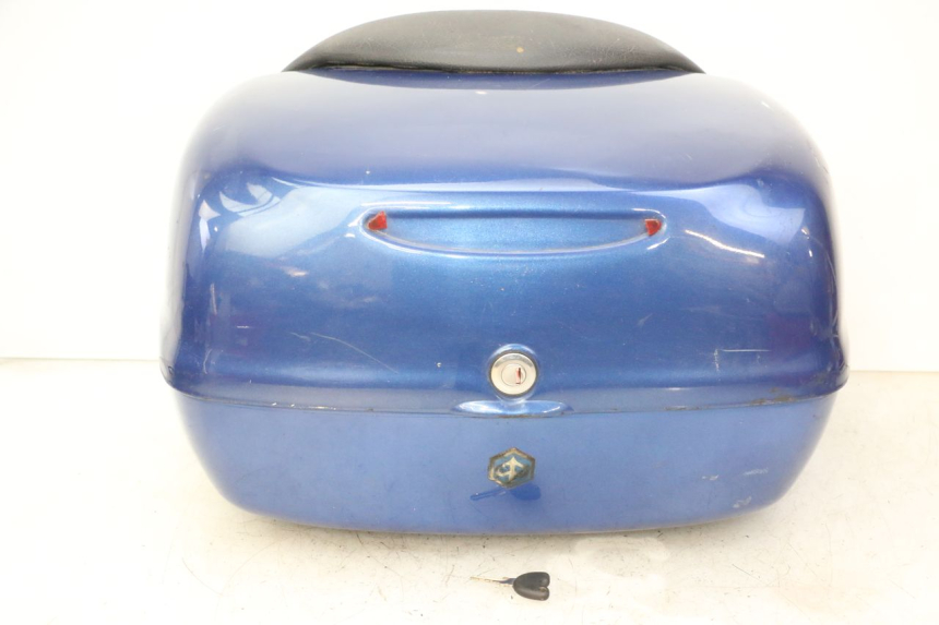 photo de PORTE PACCHETTO PIAGGIO X9 EVOLUTION 125 (2003 - 2007) - Primo piano ad alta risoluzione