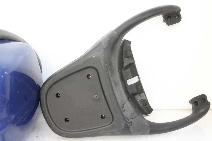 photo de PORTE PACCHETTO PIAGGIO X9 EVOLUTION 125 (2003 - 2007) - Angolazione alternativa