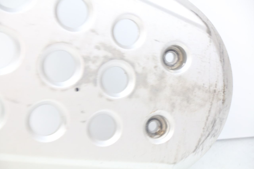 photo de PORTE PACCHETTO SUZUKI XF FREEWIND 650 (1997 - 2003) - Dettagli dei punti di fissaggio