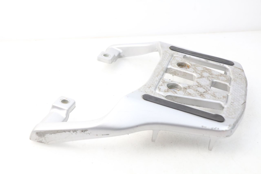 photo de Portapacchi HONDA XLV VARADERO 125 (2000 - 2006) - Primo piano tecnico