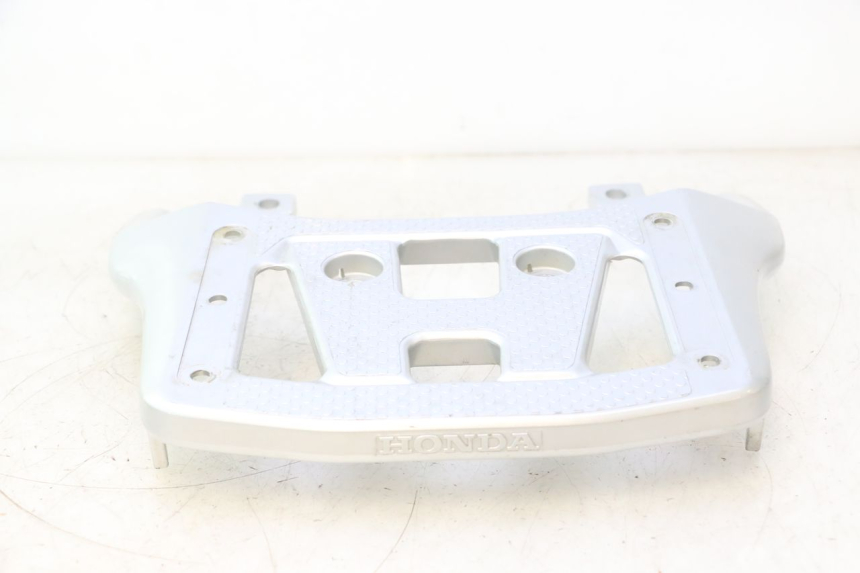 photo de PORTAPACCHI HONDA XLV VARADERO 125 (2007 - 2012) - Marcature e riferimenti originali